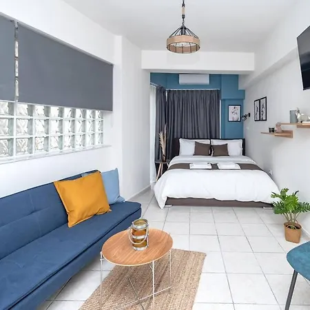 Center Apartment *
